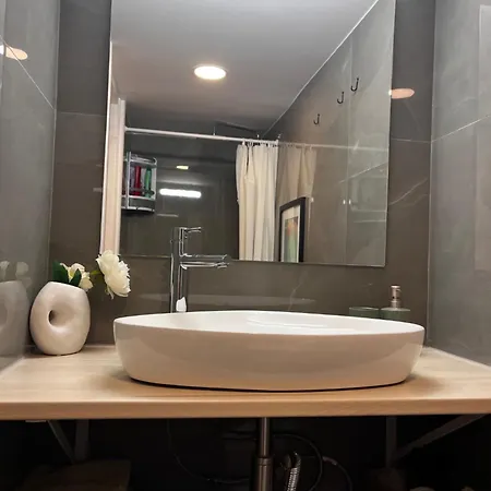 New Moder Loft By The Sea 아파트